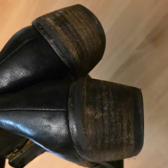 Kanna Leather Cowbow Style Ankle Pointy Boots - Picture 4 of 6